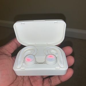 Wireless Over The Headphones